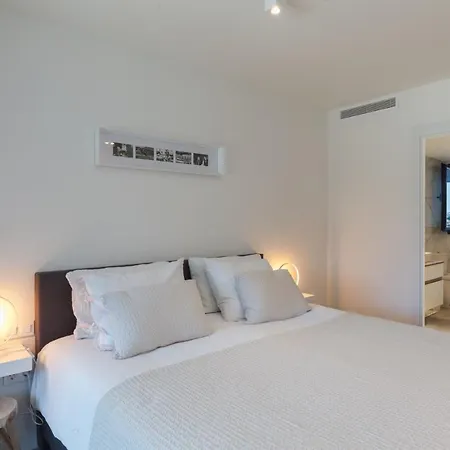 Apartment Luxury With 3 Bedrooms