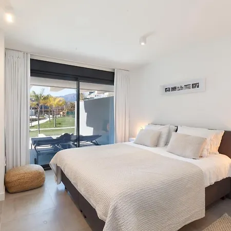 Luxury With 3 Bedrooms Estepona