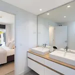 Luxury With 3 Bedrooms Estepona