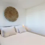 Apartment Luxury With 3 Bedrooms