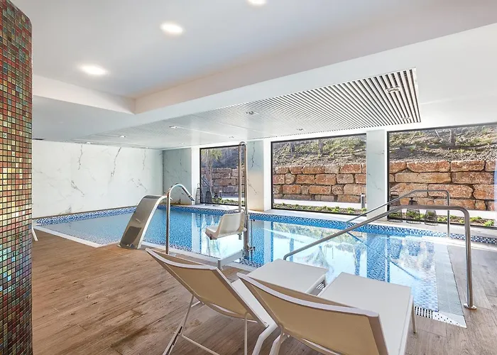 Luxury With 3 Bedrooms