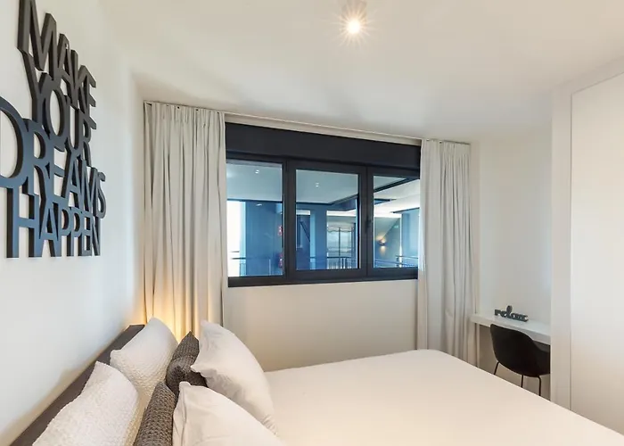 Luxury With 3 Bedrooms Appartement