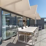 Apartmán Luxury With 3 Bedrooms *
