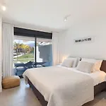 Luxury With 3 Bedrooms Estepona