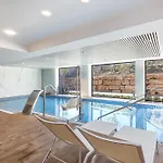Luxury With 3 Bedrooms Estepona