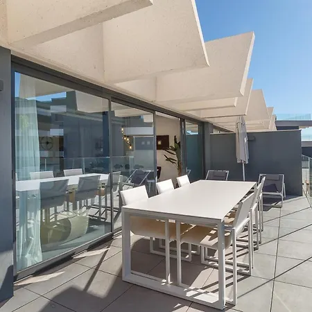 Apartment Luxury With 3 Bedrooms *