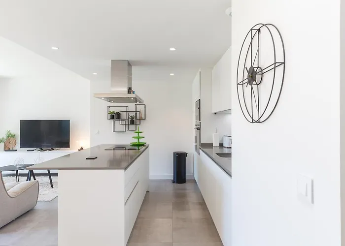 Apartman Luxury With 3 Bedrooms *