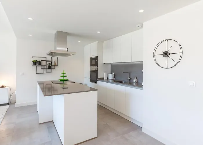 Luxury With 3 Bedrooms